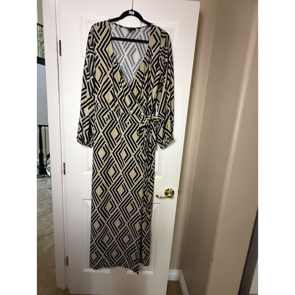 Ashley Stewart Geometric Diamond Wrap Maxi Dress Black Tan Plus Size 18/20